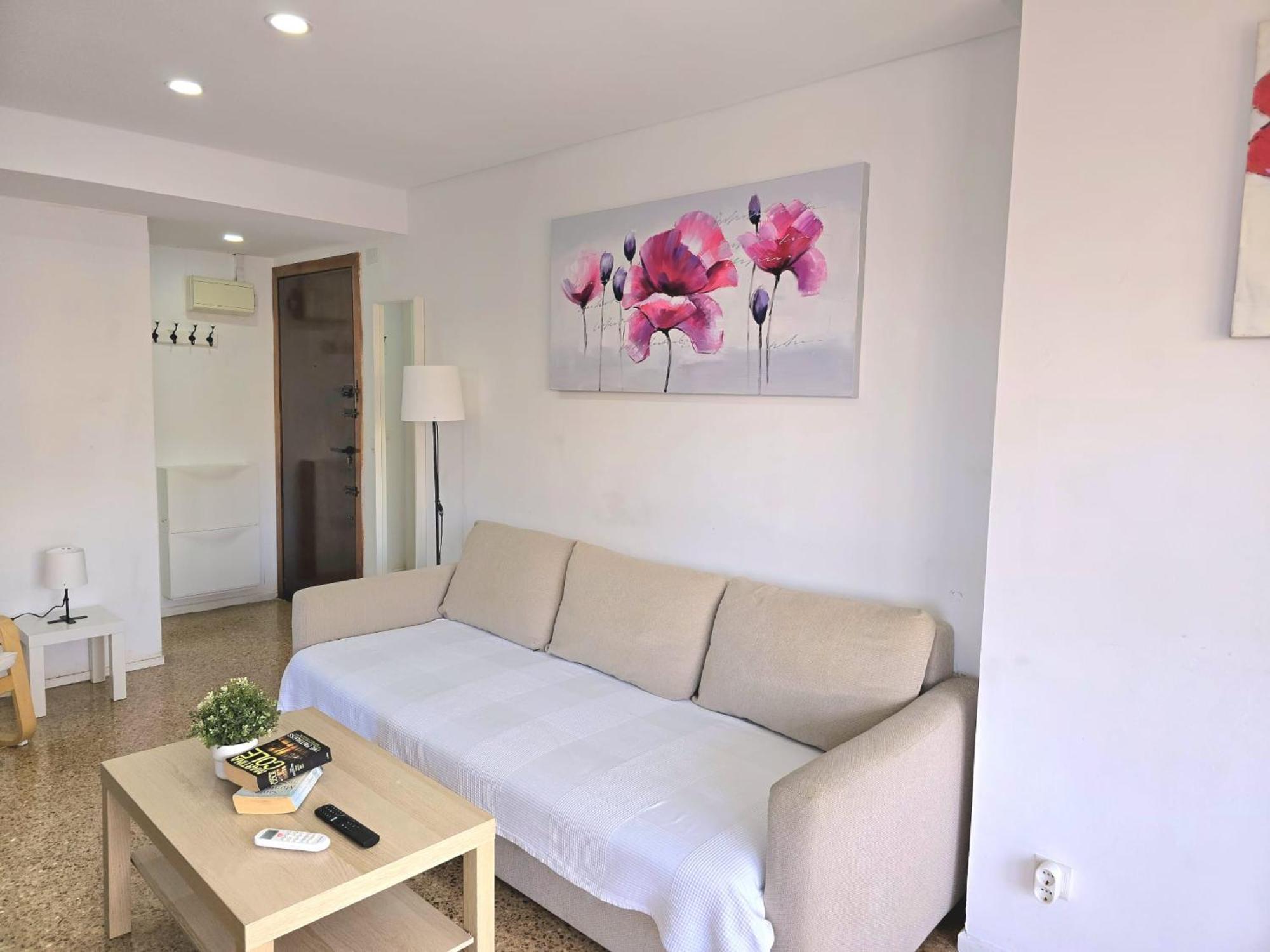 Nogalera Rainbow 2-Bedroom Apartment, Pool And Parking By Namaste Elite ตอร์เรโมลิโนส ภายนอก รูปภาพ