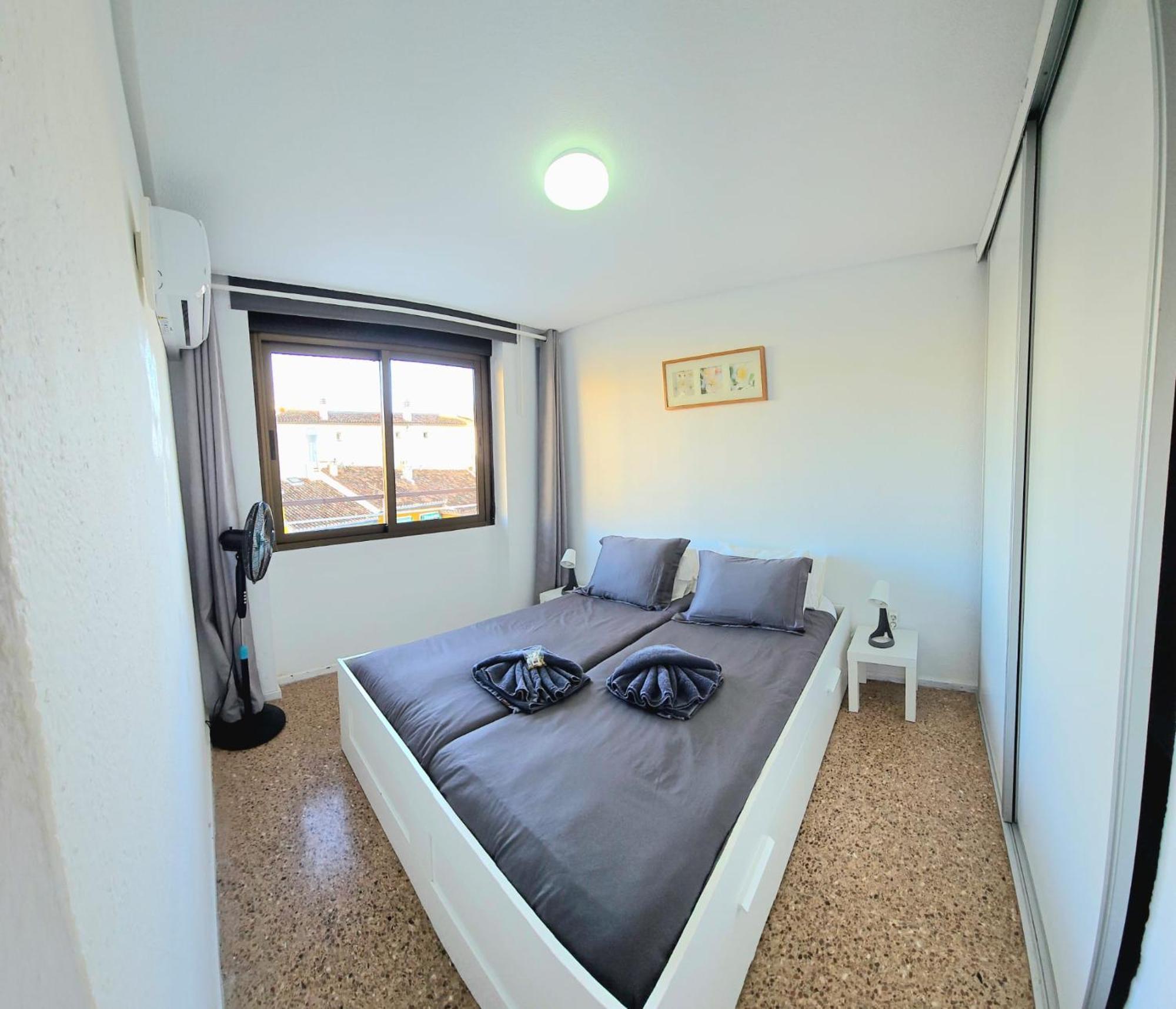 Nogalera Rainbow 2-Bedroom Apartment, Pool And Parking By Namaste Elite ตอร์เรโมลิโนส ภายนอก รูปภาพ